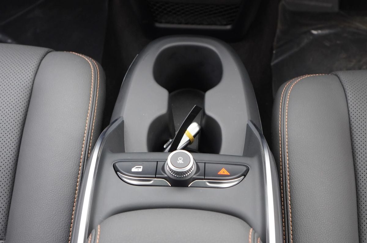 Vinfast VF6 centre console